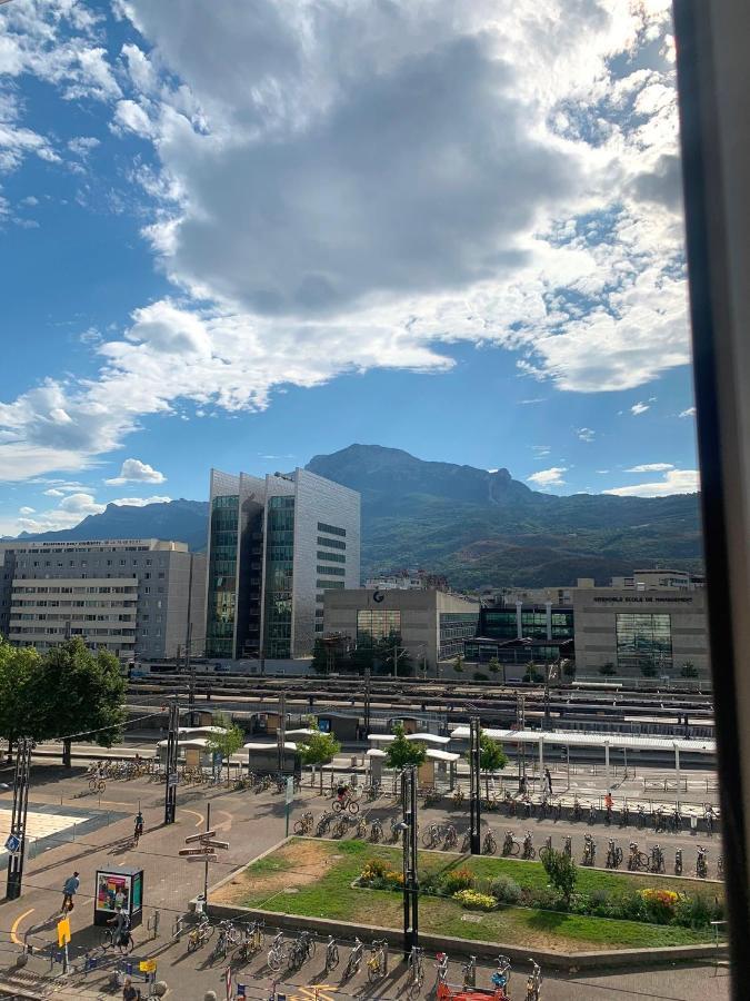 Campanile Grenoble Centre Gare Hotel Kültér fotó