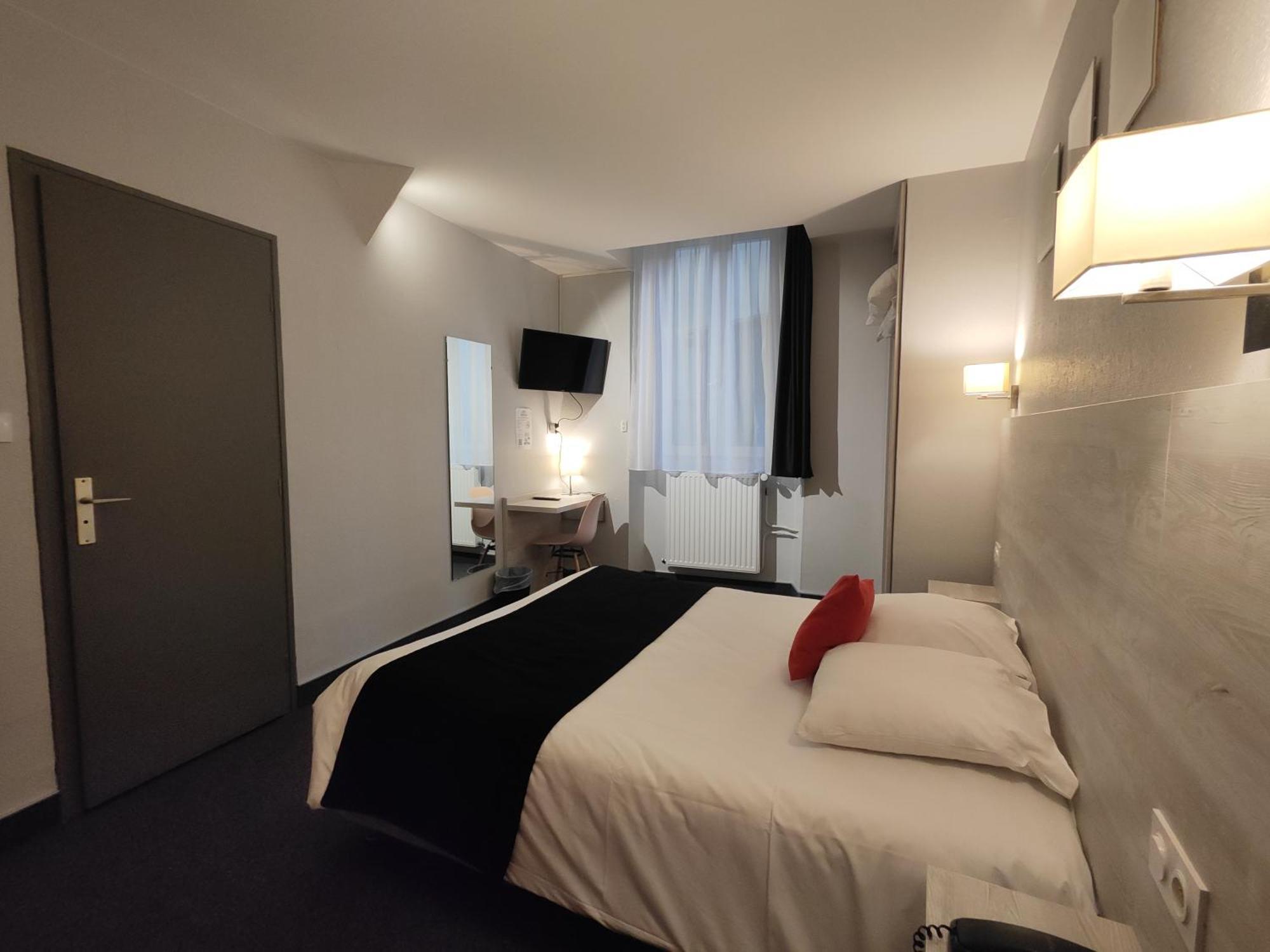 Campanile Grenoble Centre Gare Hotel Kültér fotó